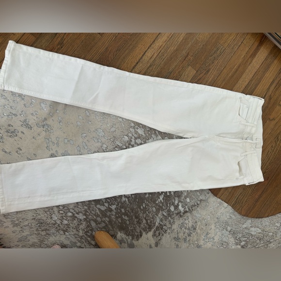 The Mid Rise Dazzler Ankle Fray in Fairest Of Them All
MOTHER - Picture 4 of 8